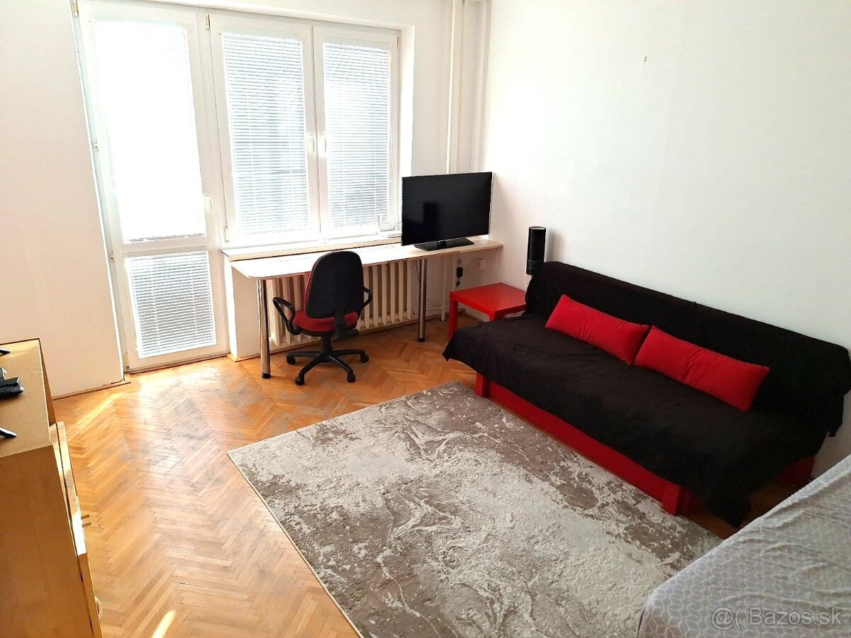 Priestranný 1 izb. Byt, Južná trieda / pri ASTÓRII /, 40 m2 - 8