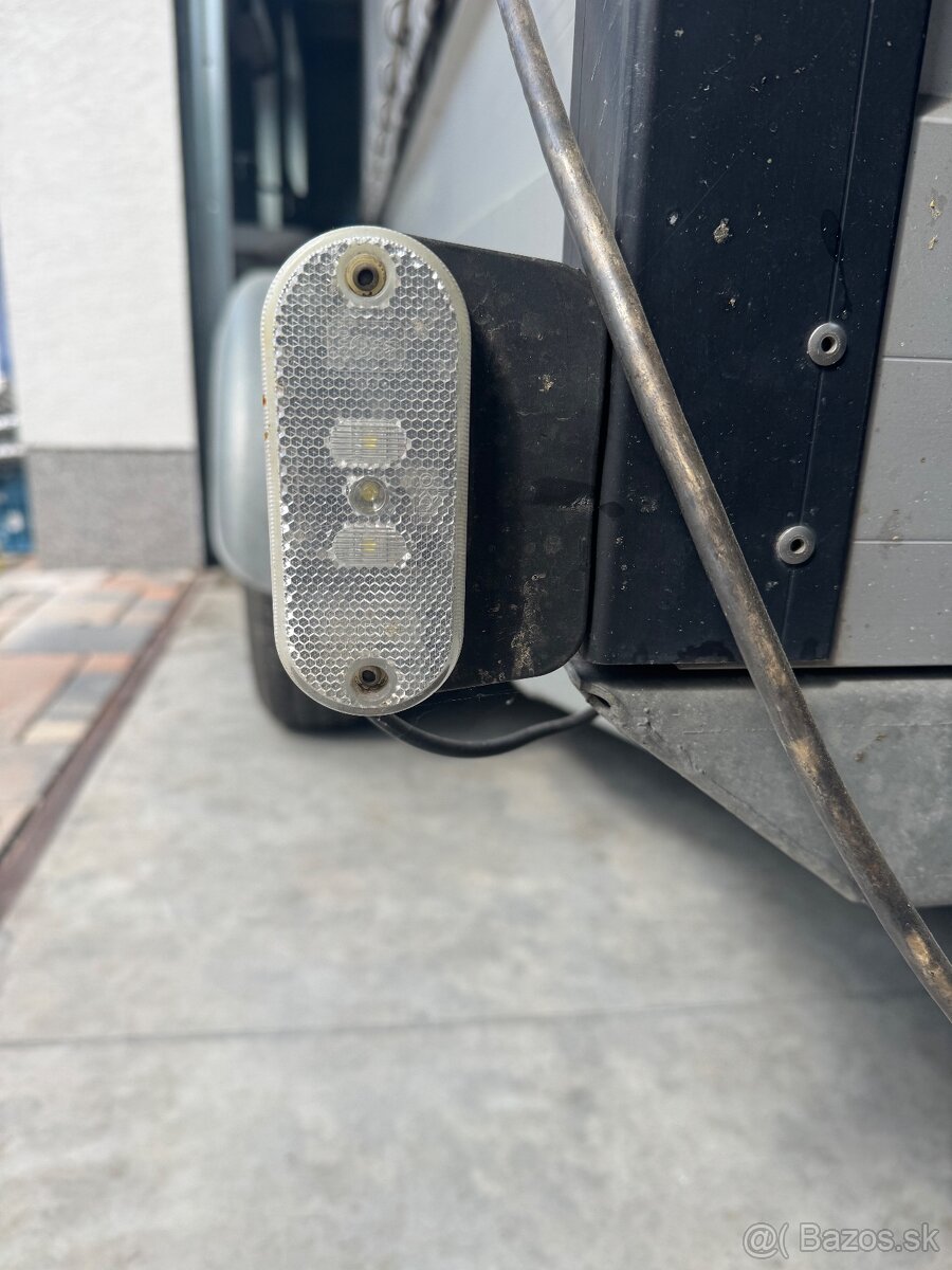 Prívesný vozík Agados - 8