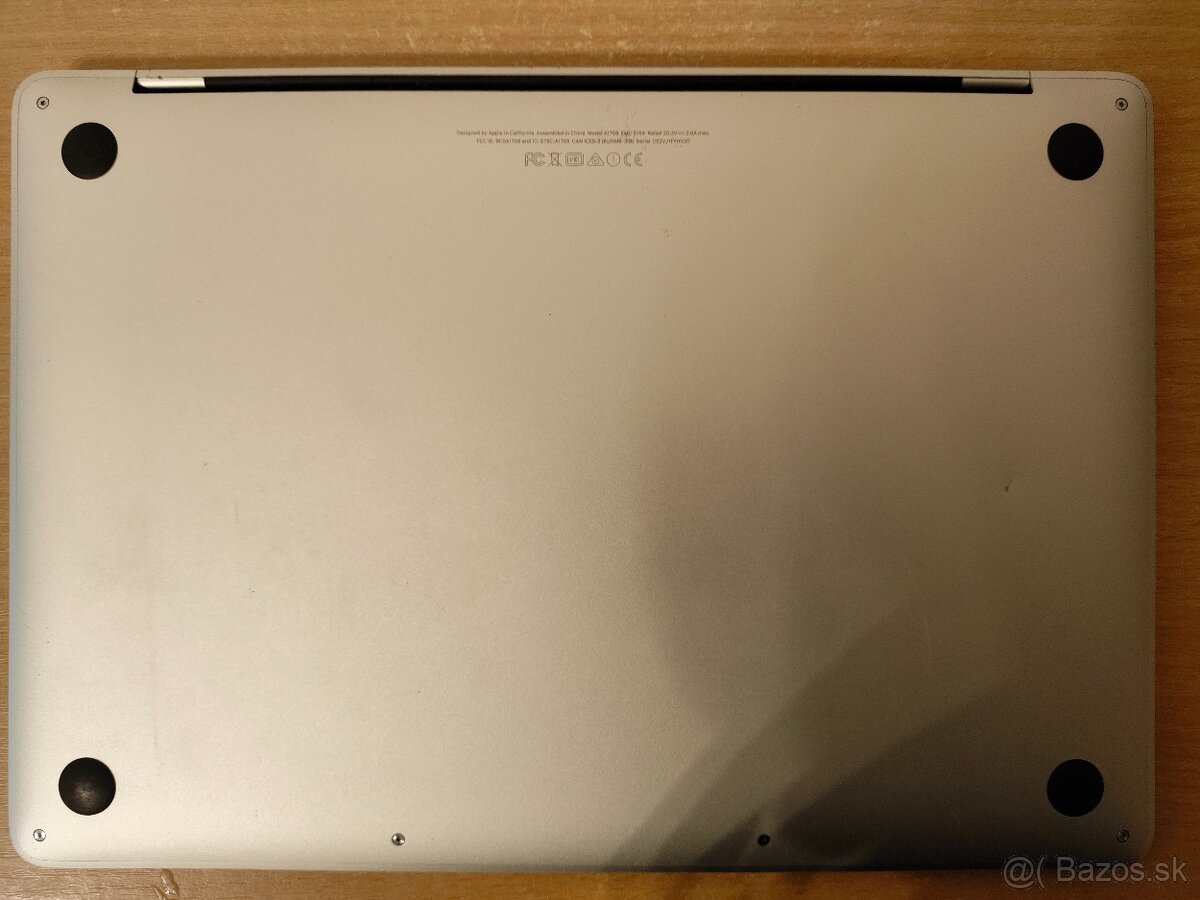 MacBook Pro 2017 | i5 • 8GB • 256GB SSD - 8