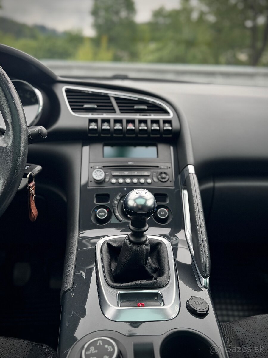 PEUGEOT 3008 1.6 THP - 8