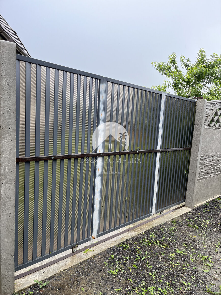 IBA U NÁS Reality KOMPLEX s.r.o., Vám ponúka na predaj ko - 8