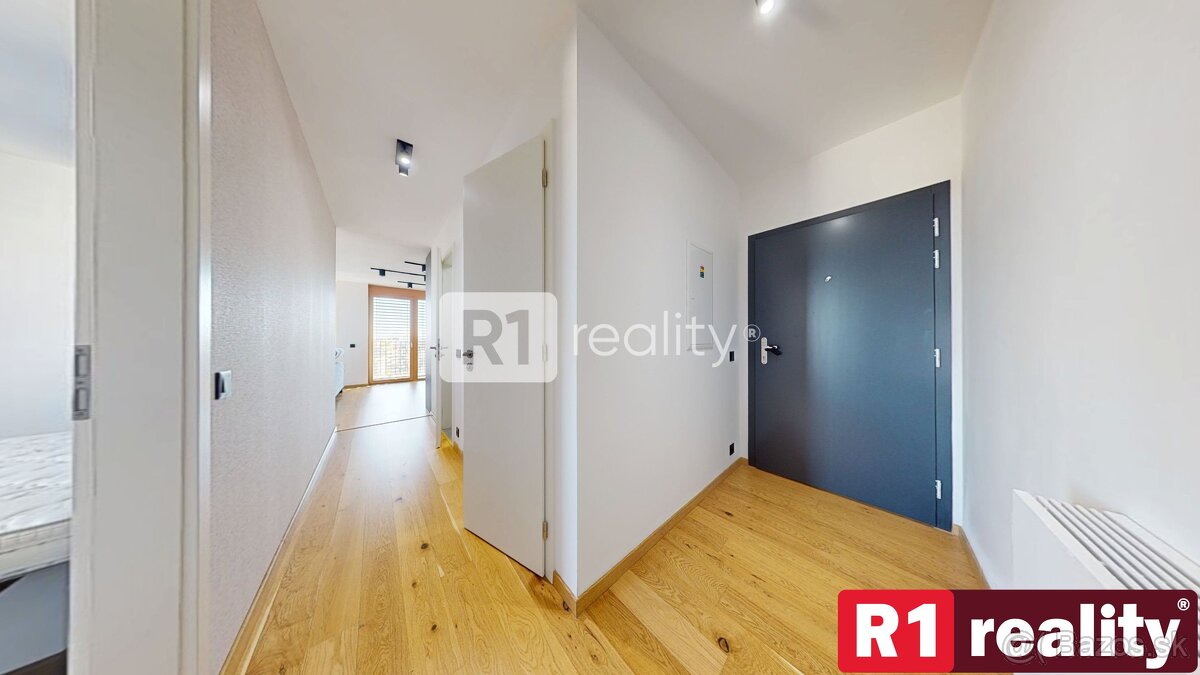 Jedinečný 2 izb. apartmán /V CENE PARKING + PIVNICA/ Bratisl - 8