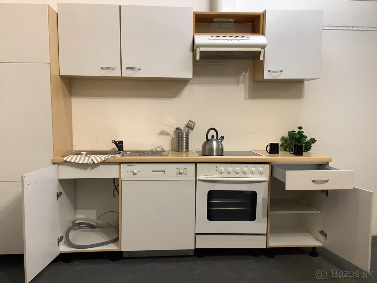 Rovná kuchynská linka ZOE - 8