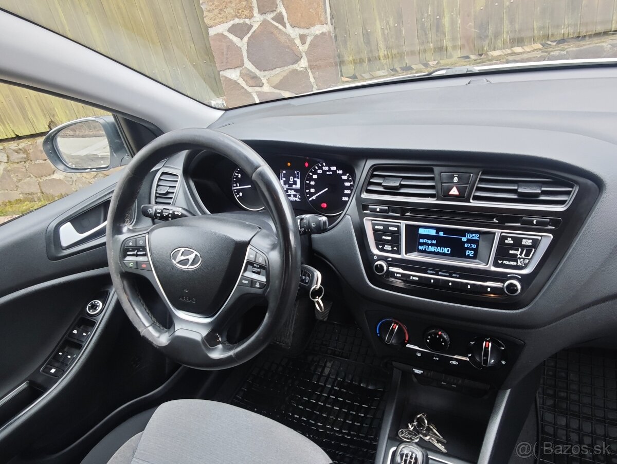 Hyundai i30 1.4i MPI Comfort - 8