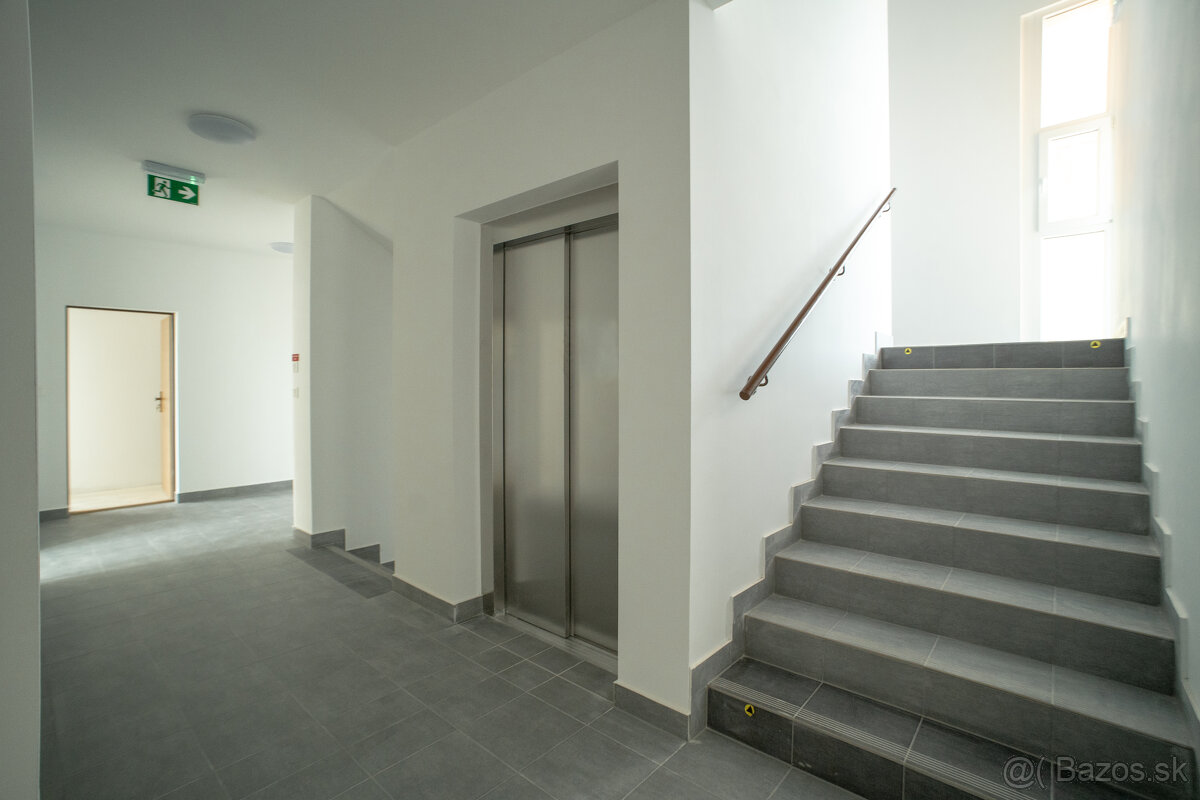 (34) 1-IZBOVÝ BYT V PROJEKTE REZIDENCIA SOBIESKI - 8