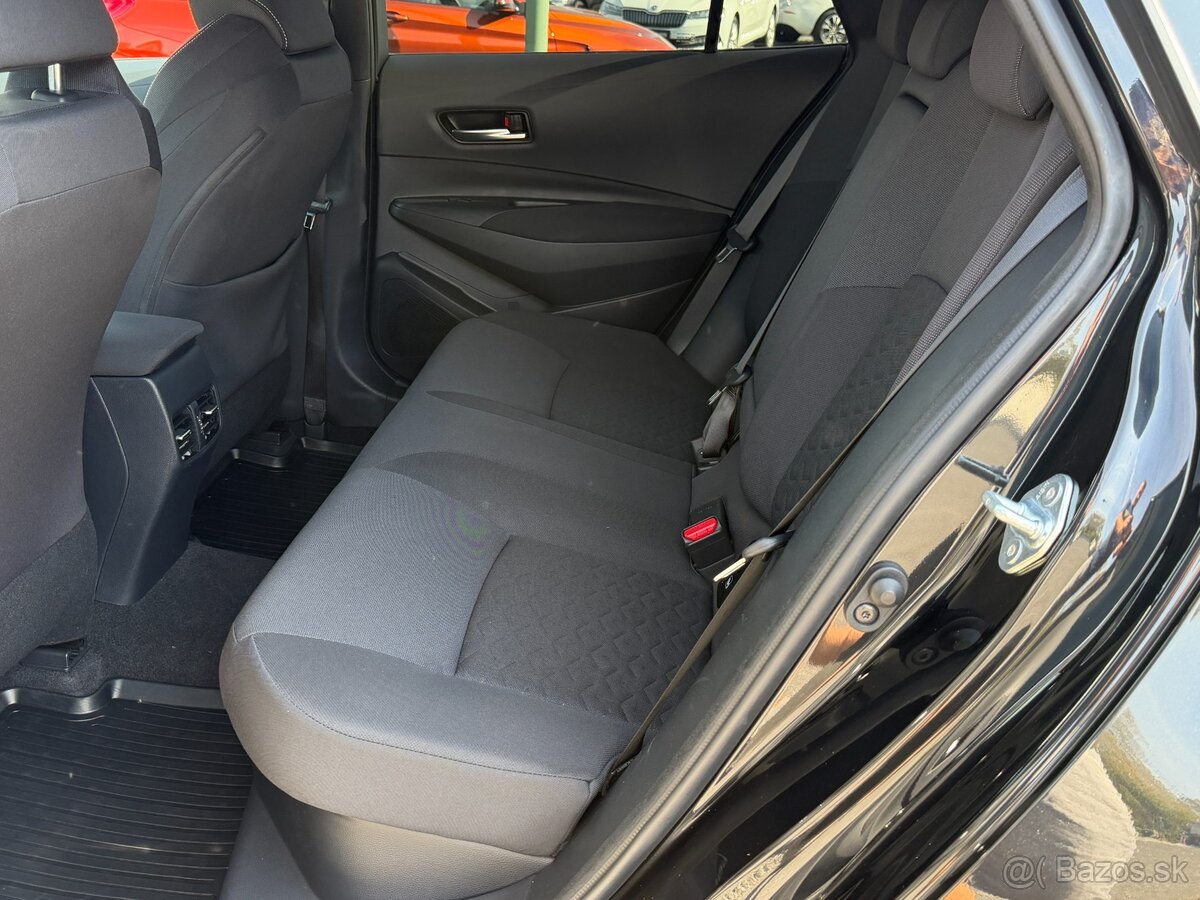 Toyota Corolla Combi 2.0i Hybrid V ZÁRUKE - 8