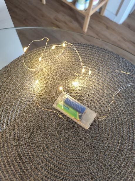 Domček svietnik a LED reťaze - 8