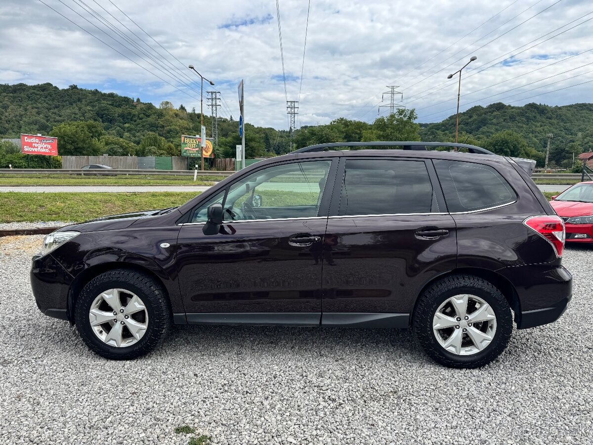 Subaru Forester 2.0i Comfort CVT - 8