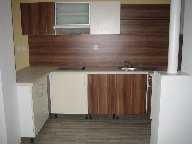 Prenájom veľkého 2 - izbového bytu Bytčická ulica - 8