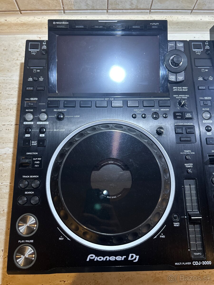 Pioneer CDJ 3000 - 8
