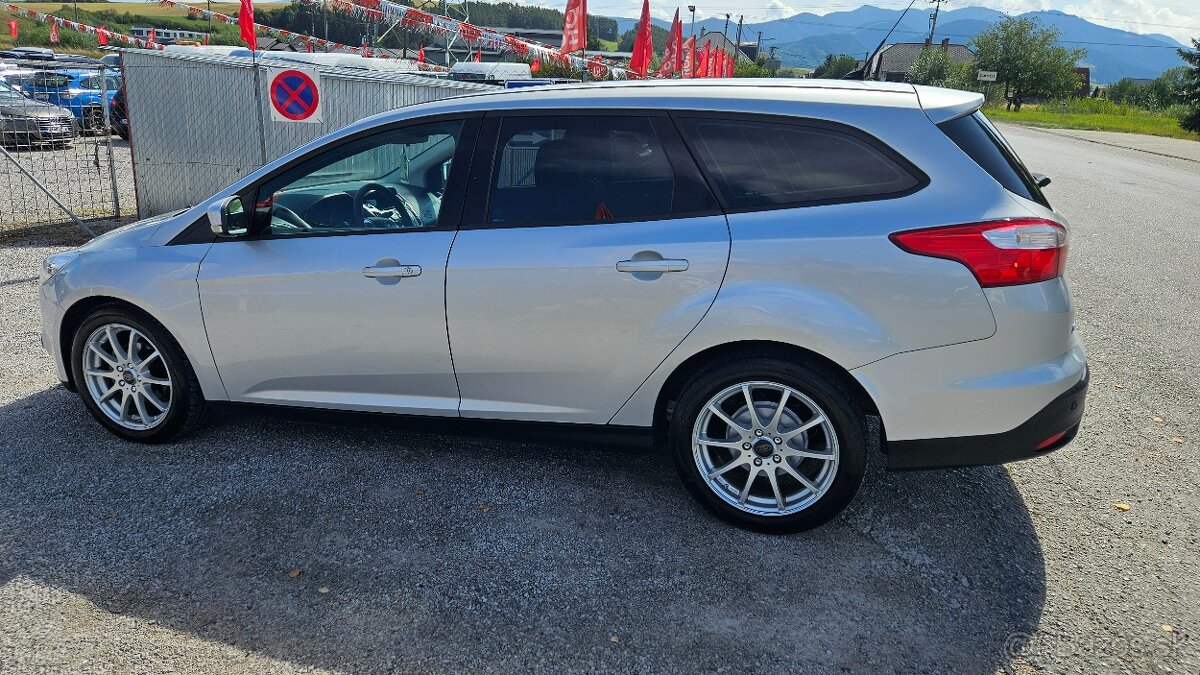 Ford Focus Kombi 1.6 TDCi DPF Sport - 8