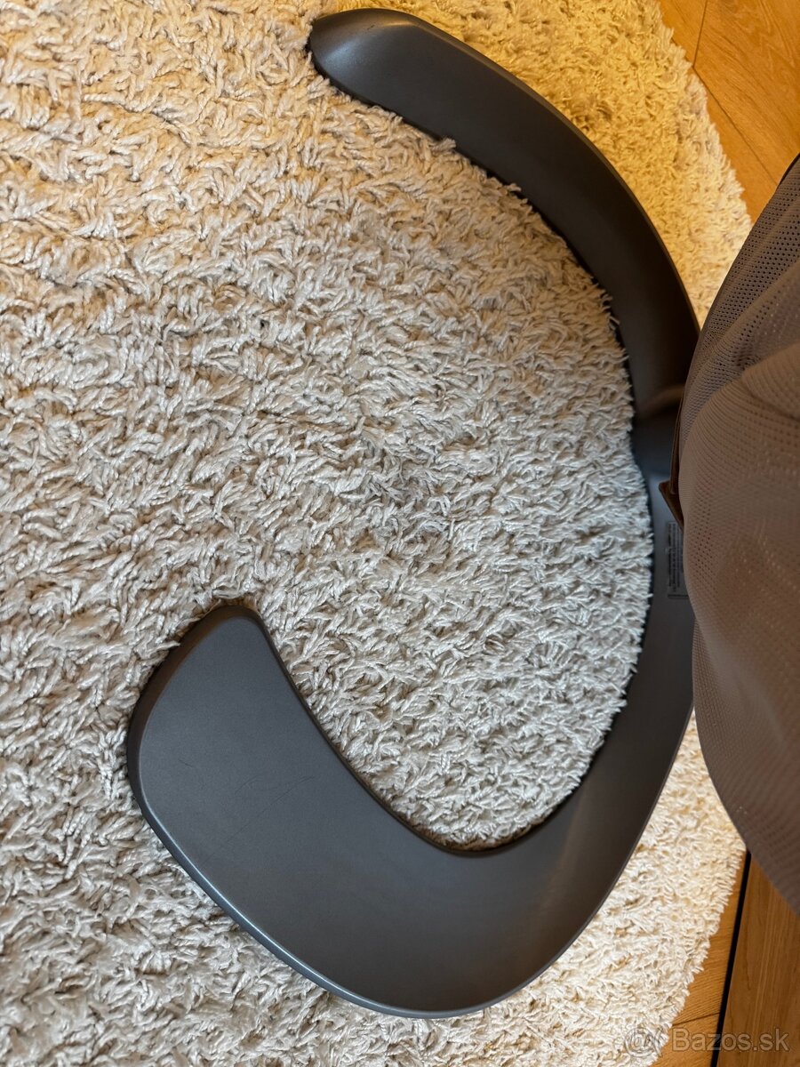 Nuna leaf grow ležadlo - 8