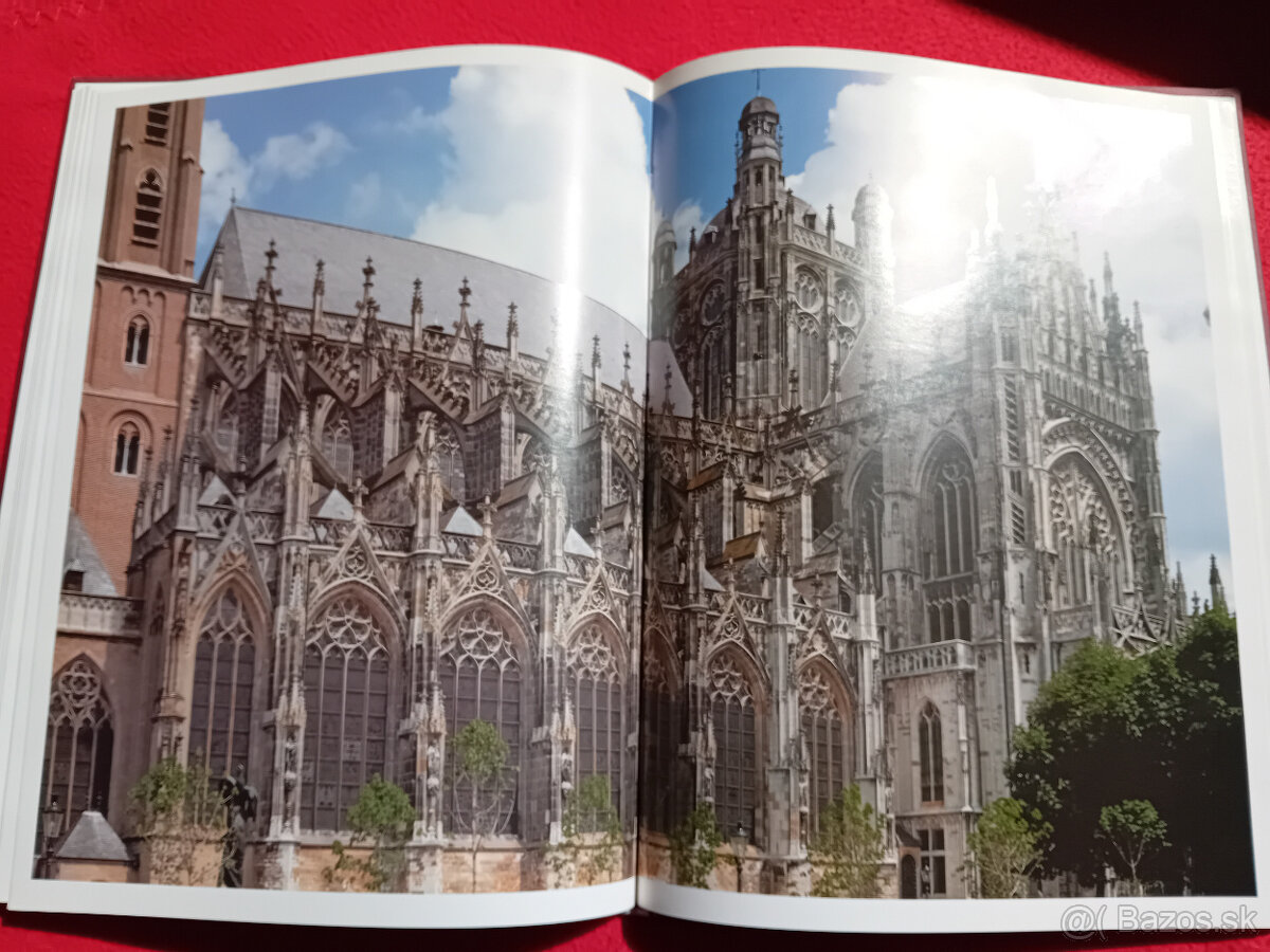 Katedrály - 8