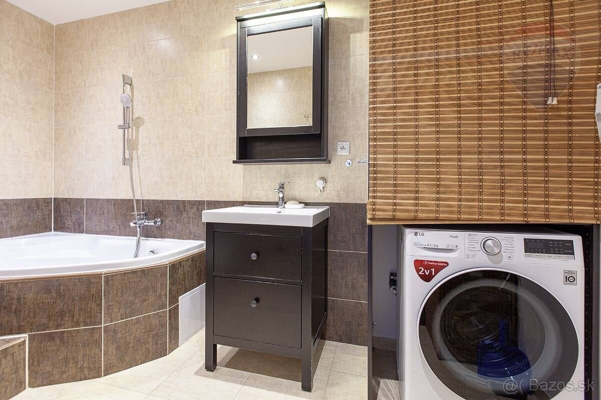 Na predaj 2-izbový byt po kompletnej rekonštrukcii v centre - 8