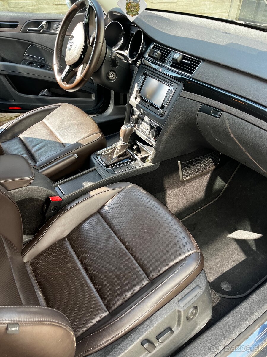 Superb Laurin & Klement - 8