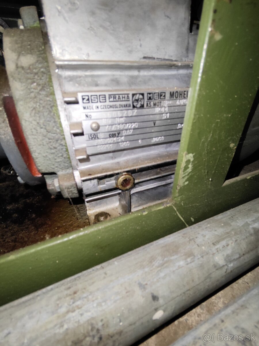 Dopravník motor - 8