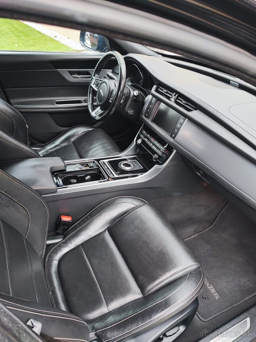 Predám Jaguar XF ,132kw, 10/2018 - 8