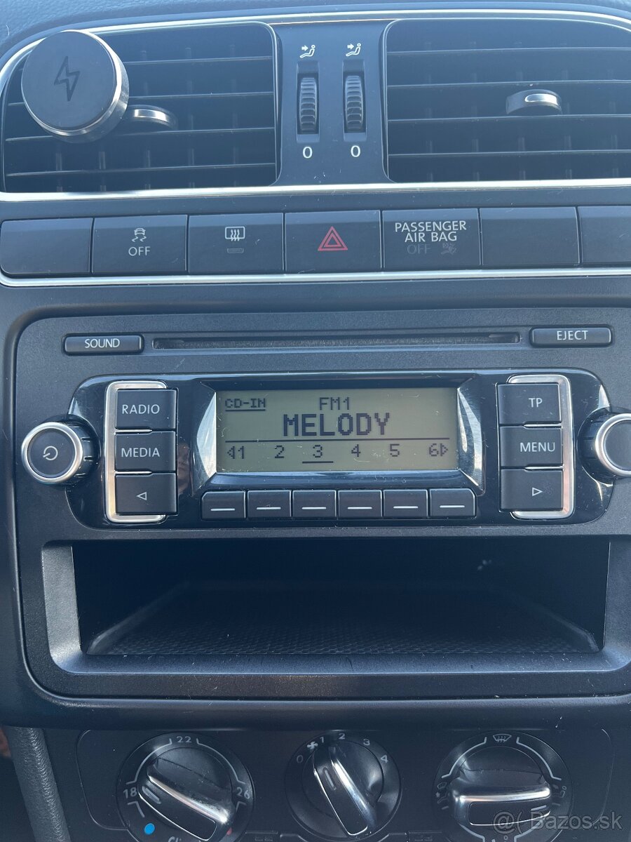 Predám Volkswagen Polo 1.4 - 8