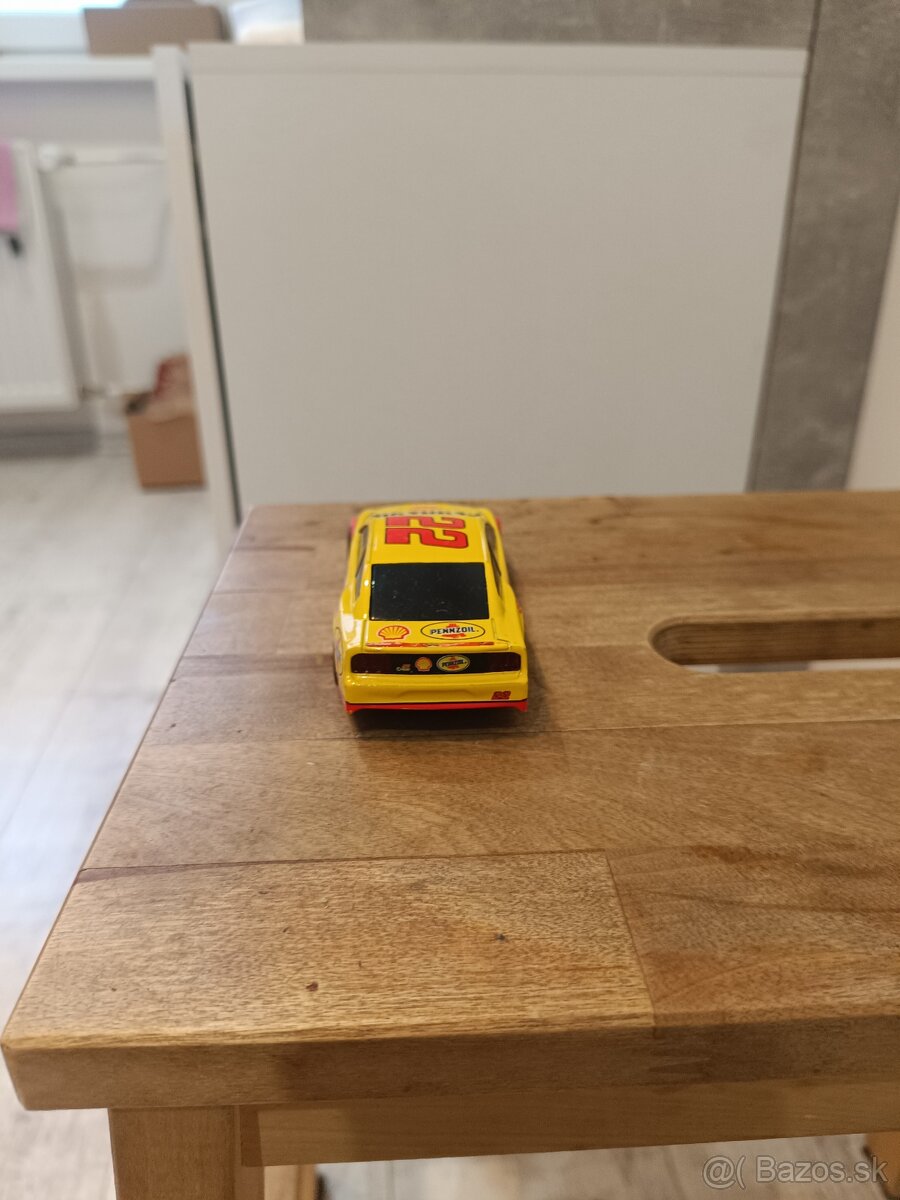 Pretekárske autíčko - 8