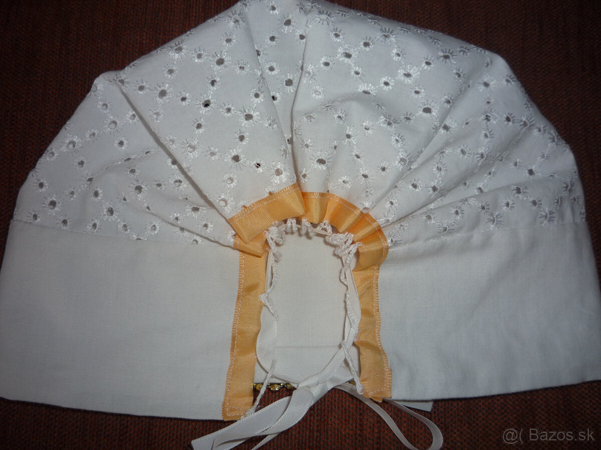Ženský kroj - čepce /kápky/ - 8