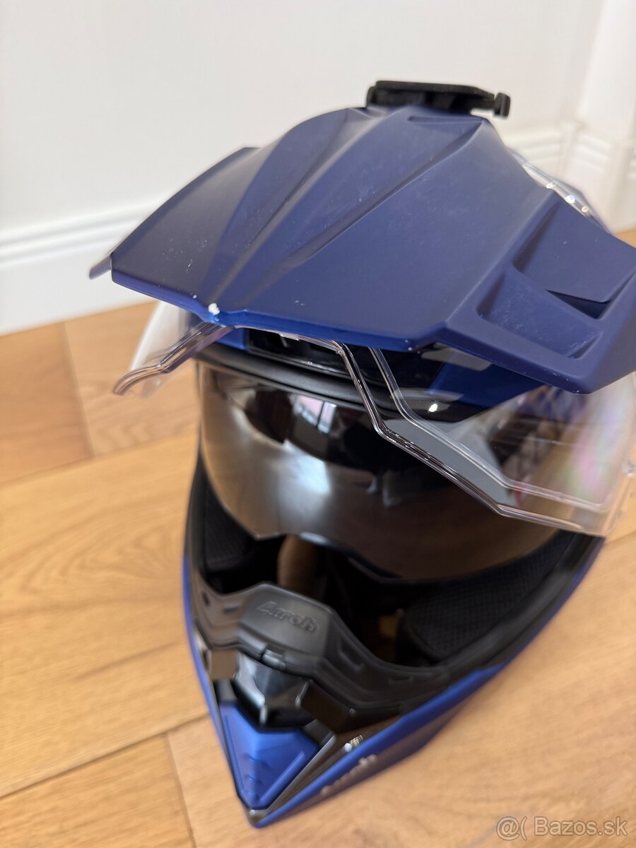 AIROH Commander, veľkost M - 8