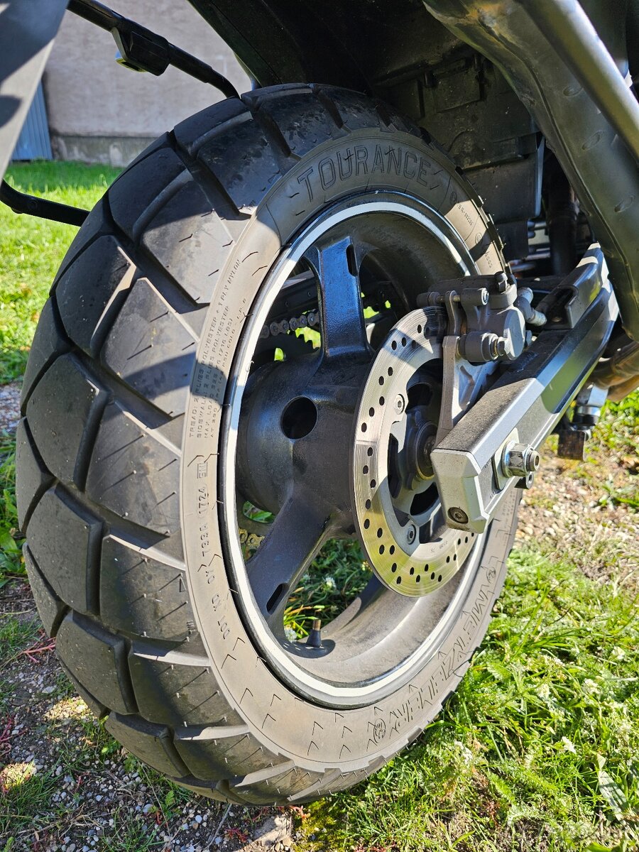 Predám Suzuki DL650 V Strom 2008 - 8