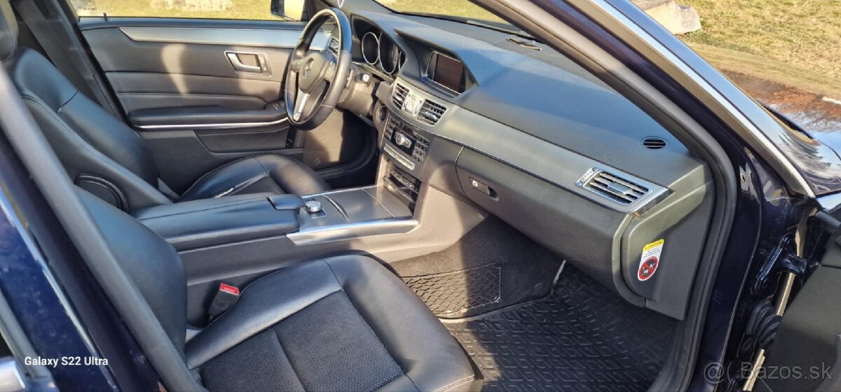 Mercedes Benz e 250 - 8