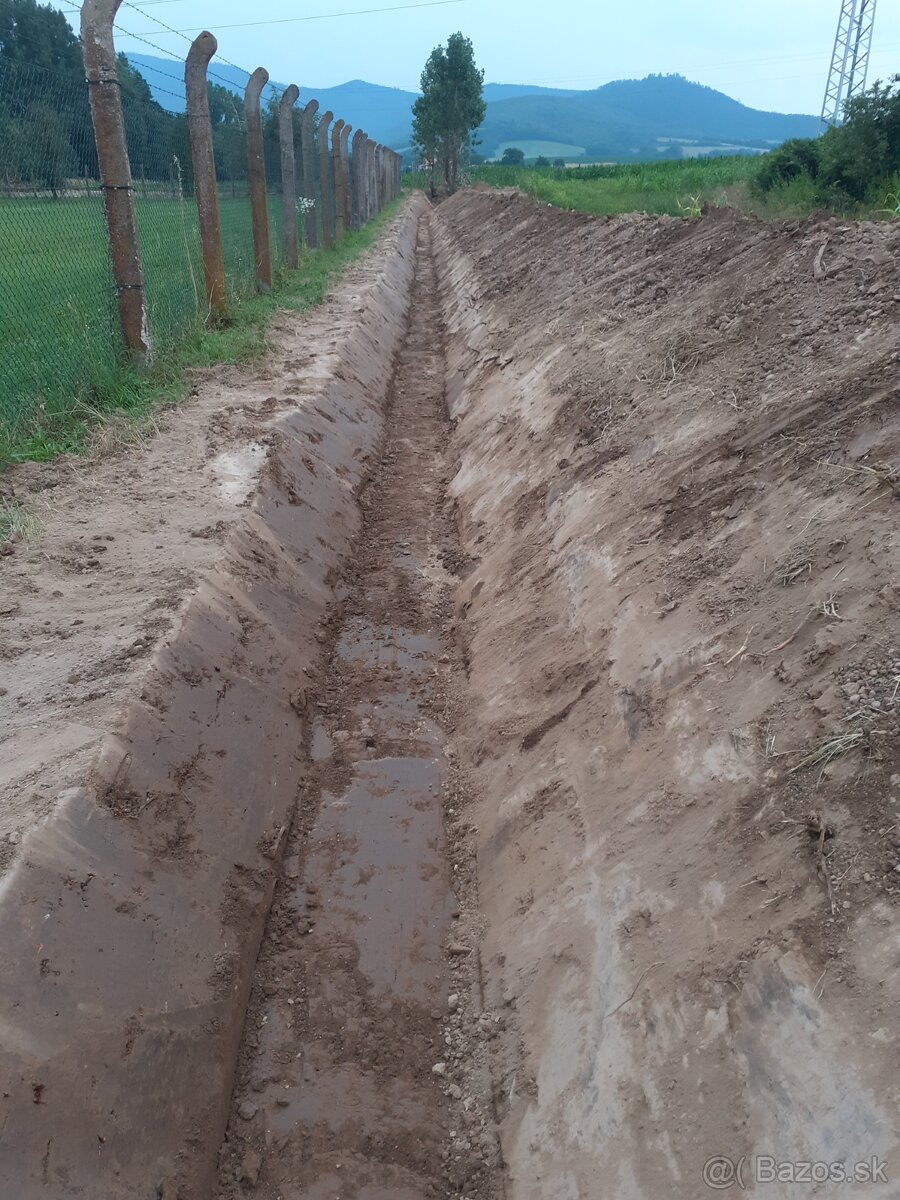 ZEMNÉ PRÁCE-ZAKLADY-SPIŠ-STAVEBNE PRACE-BURACIE PRACE - 8
