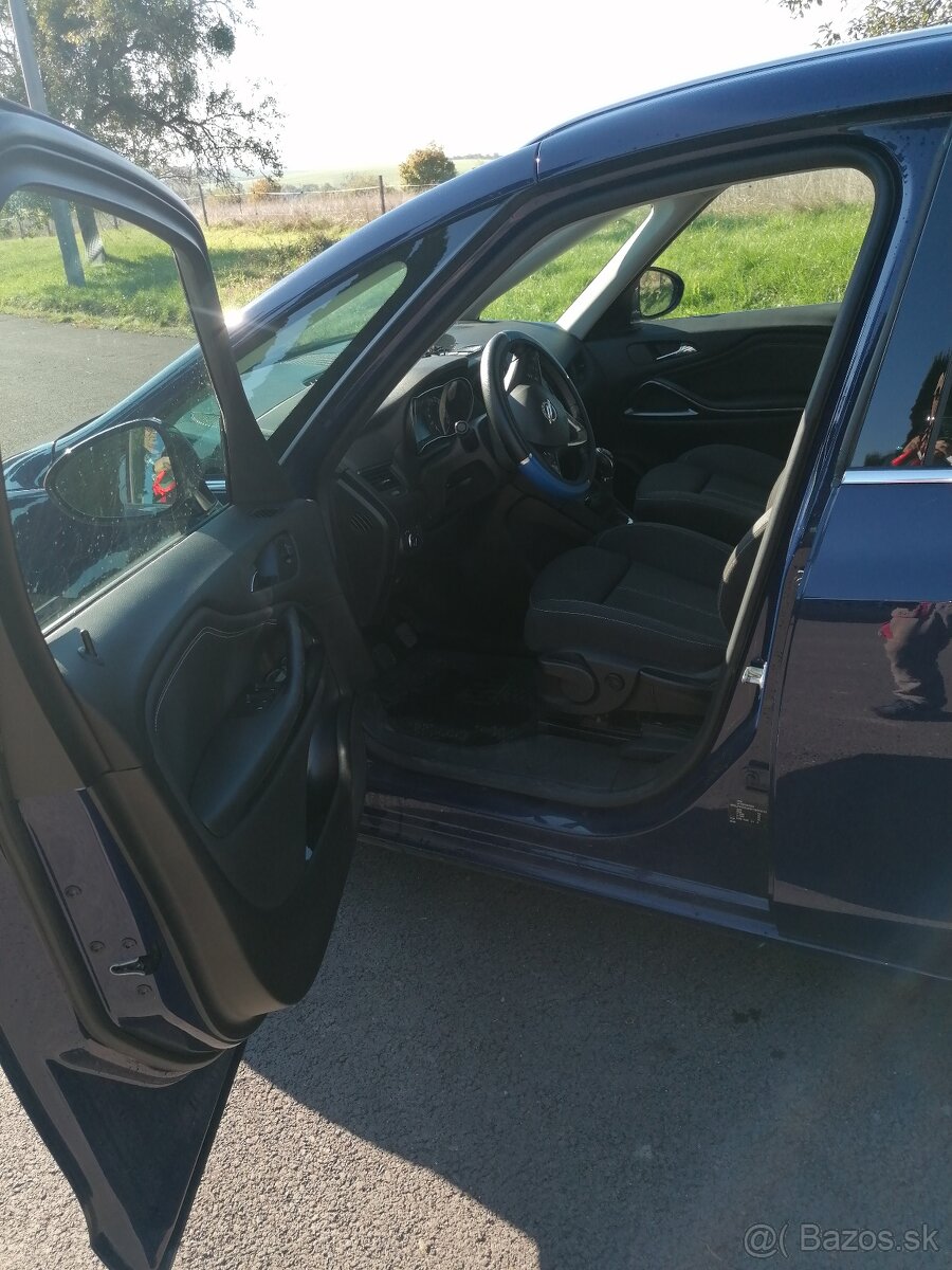 Opel Zafira 1.6 CDTI - 8