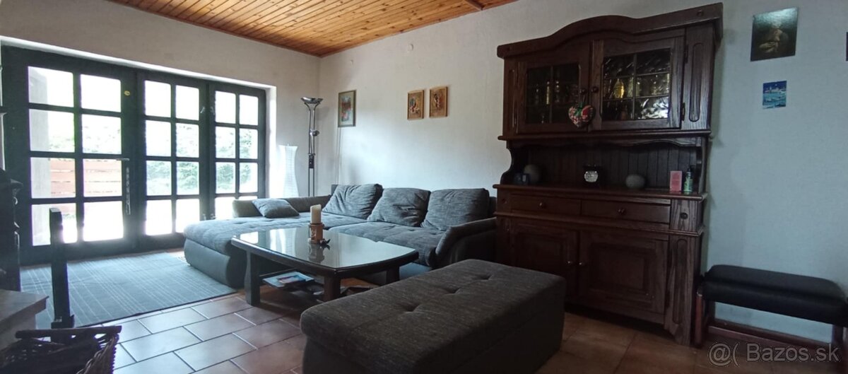 Rekreačná chata pri Ružinej – s čarom prírody a vody - 8