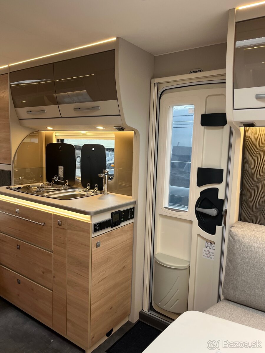 Dethleffs Nomad 460 EL - 8