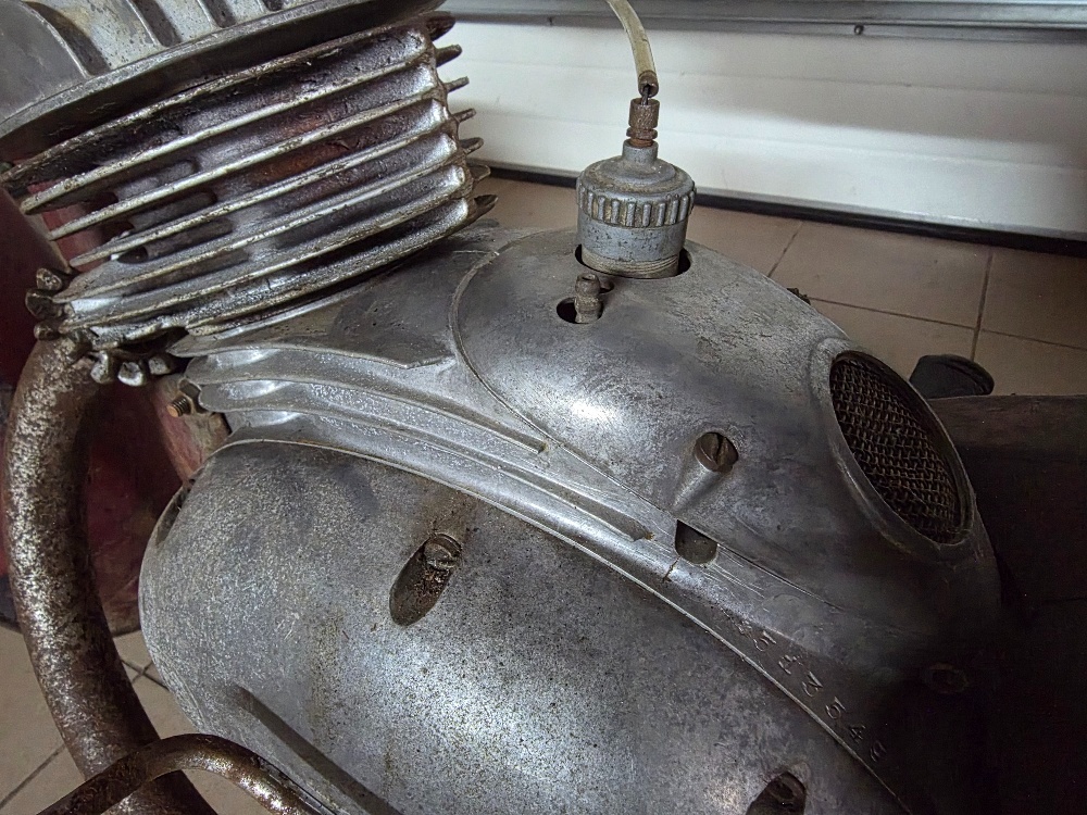 predám - pekná rozeta jawa čz - 8