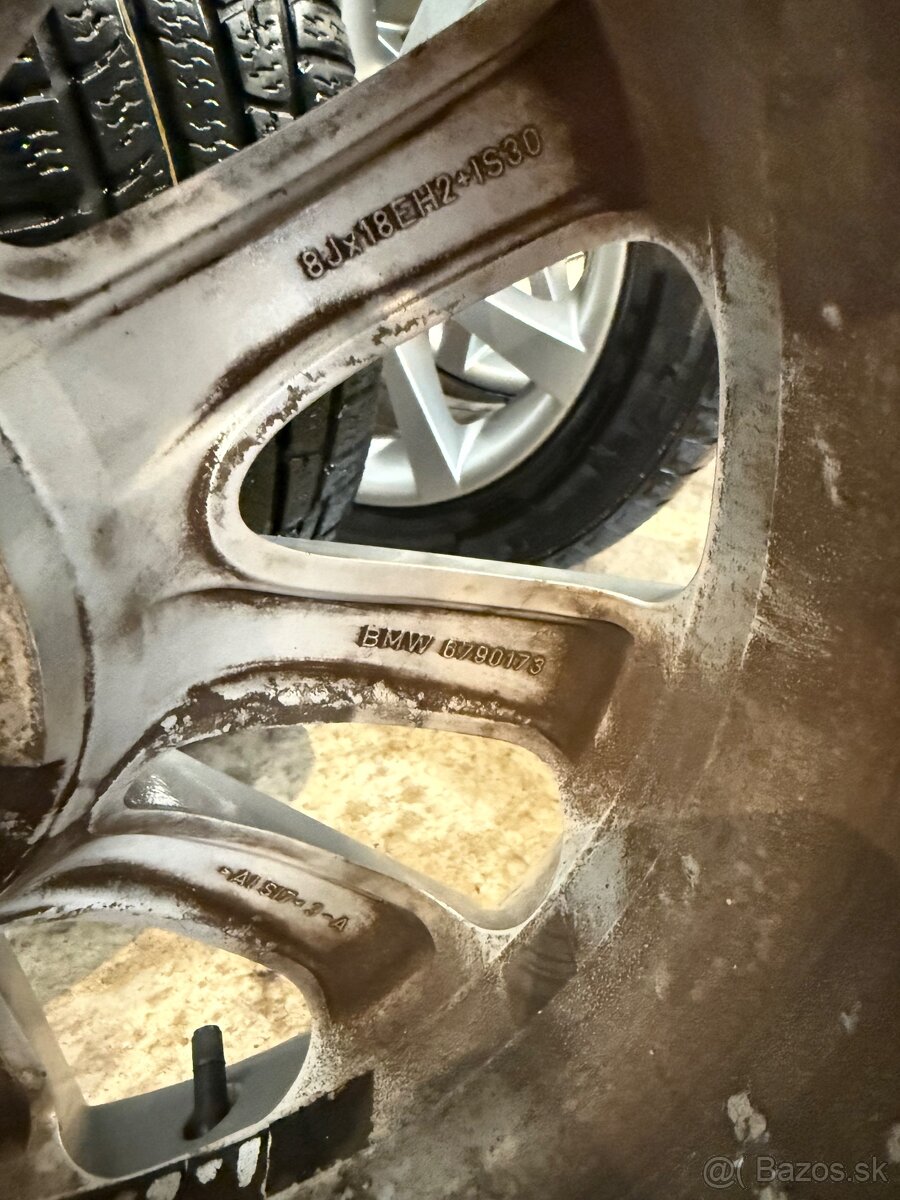 Predám originál sadu BMW R 18 - 8