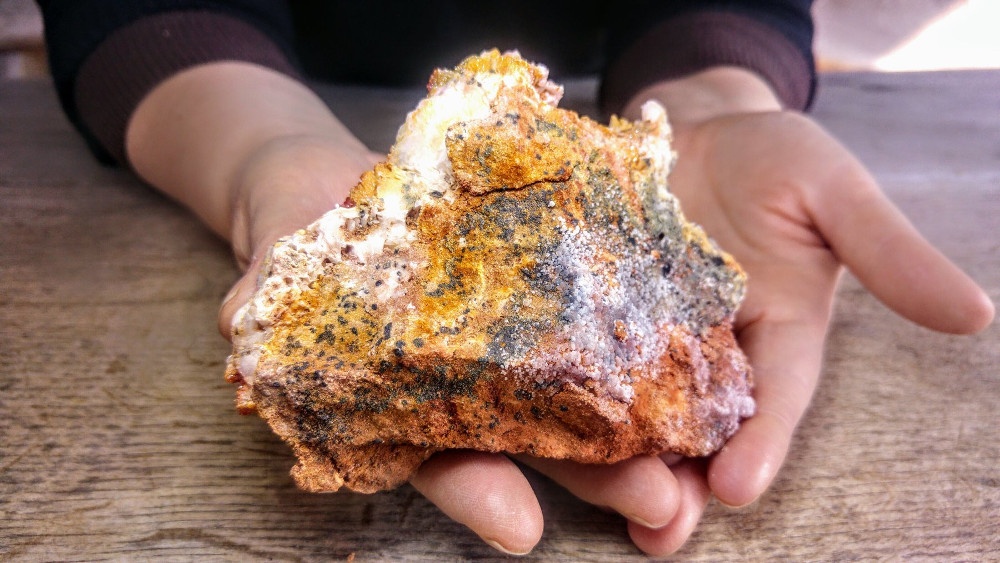✨ Minerál Vanadinit (547 g), Maroko - 8