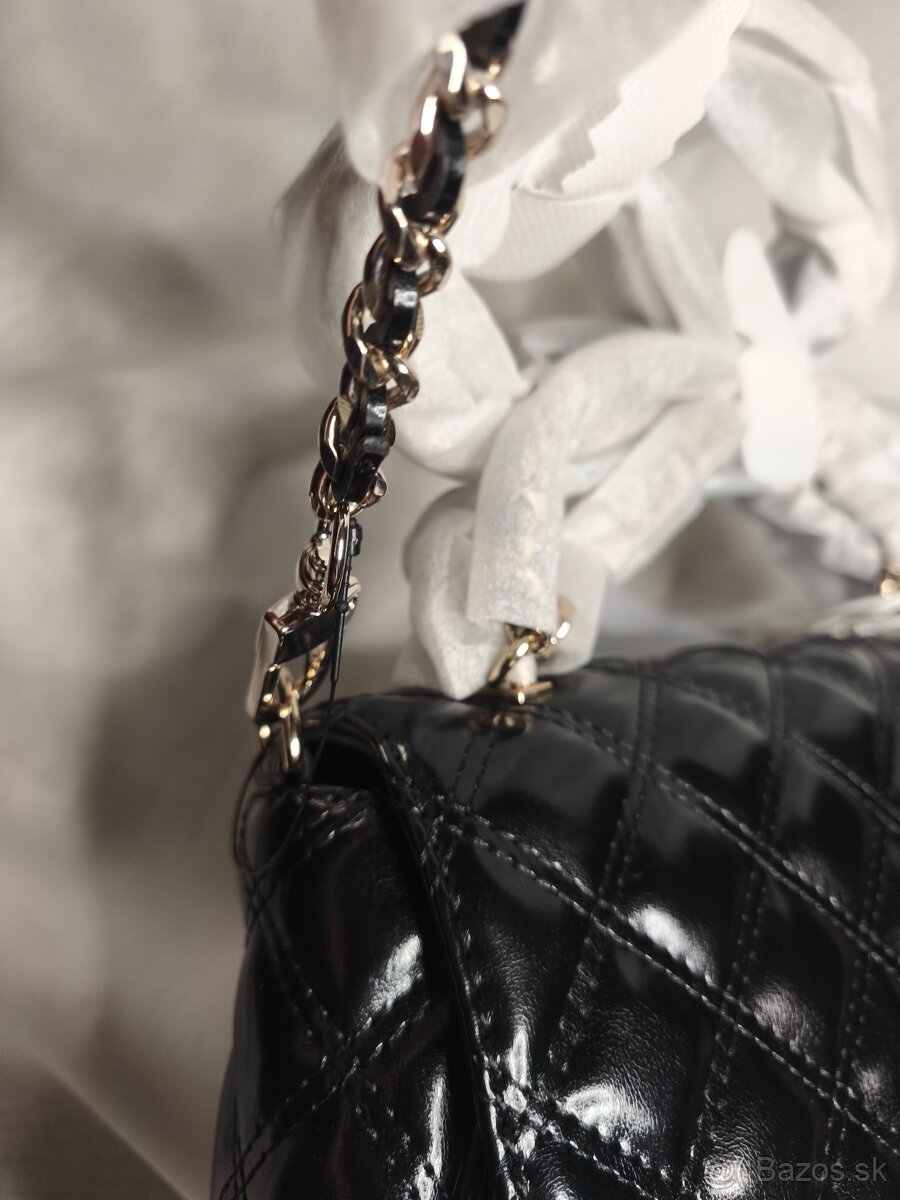 Čierna kabelka zn. Guess - 8