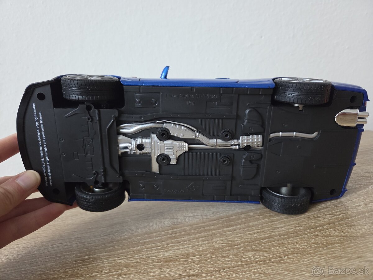 Nissan Skyline GT-R R34 - 8