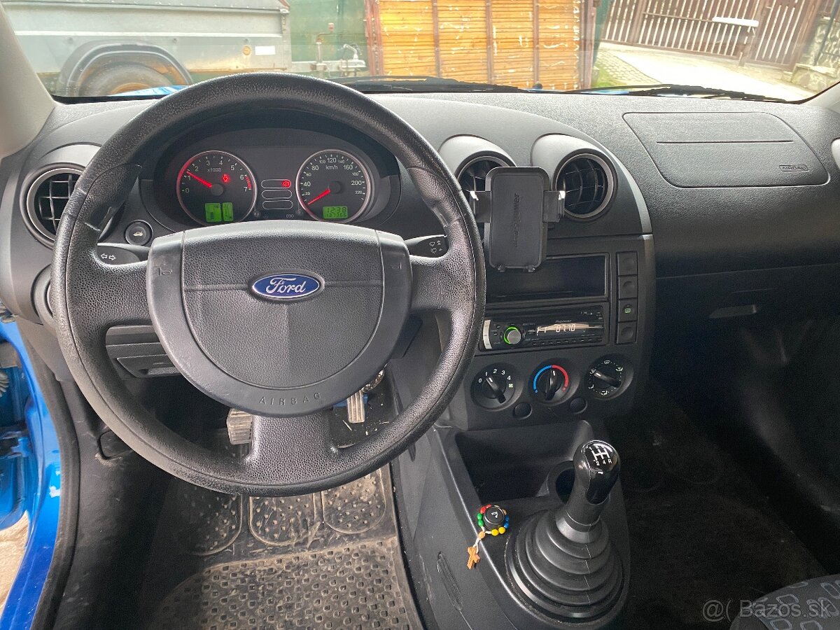 Ford fiesta 2006 1.3 benzín - 8