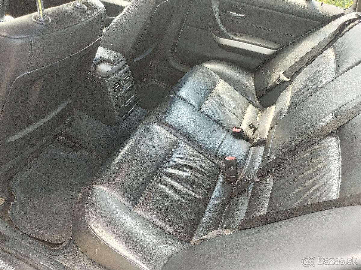 Predám BMW E91 320D r.v 2007 120kw - 8