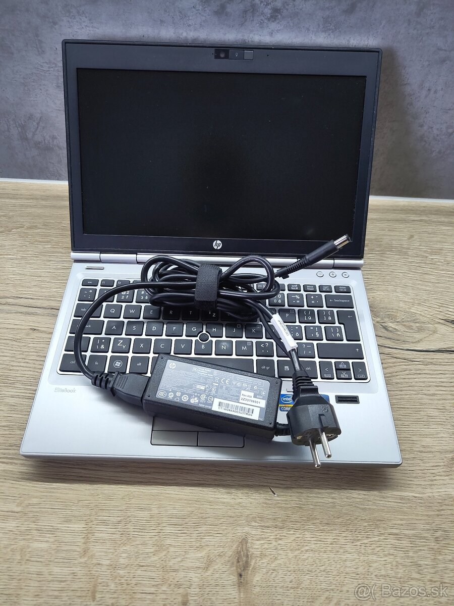 HP EliteBook 8GB/256GB - 8