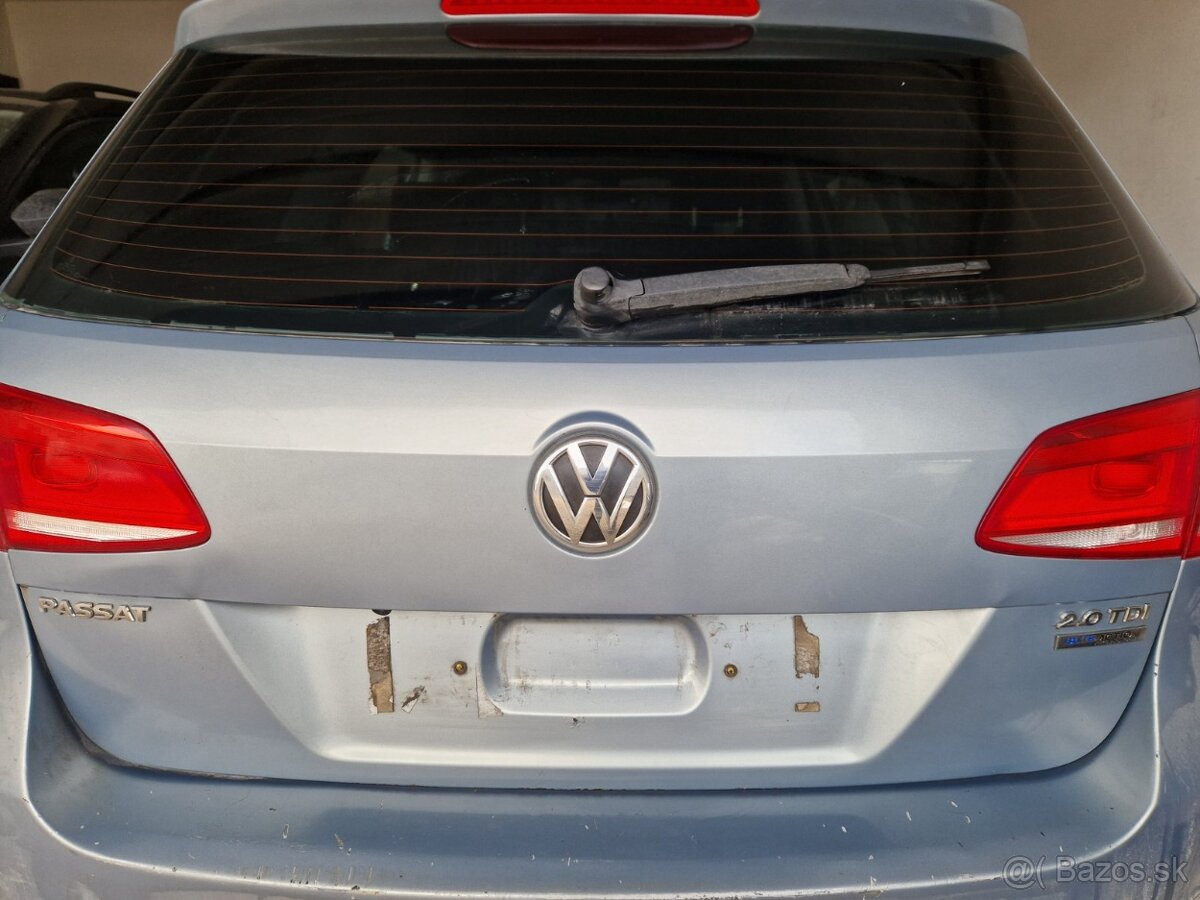 Kufor VW Passat B7 - 8