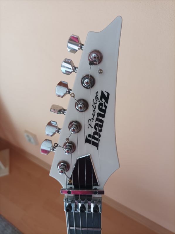 Elektrická gitara Ibanez RG 5320C - PW Prestige - 8
