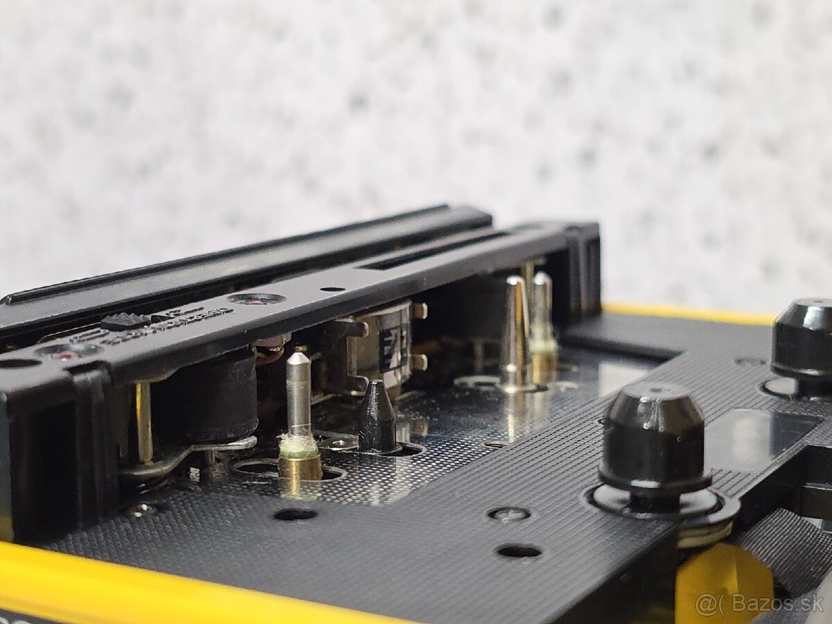 SONY WM-F75 》 SPORT WALKMAN 》DOLBY NR 》Autoreverse - 8