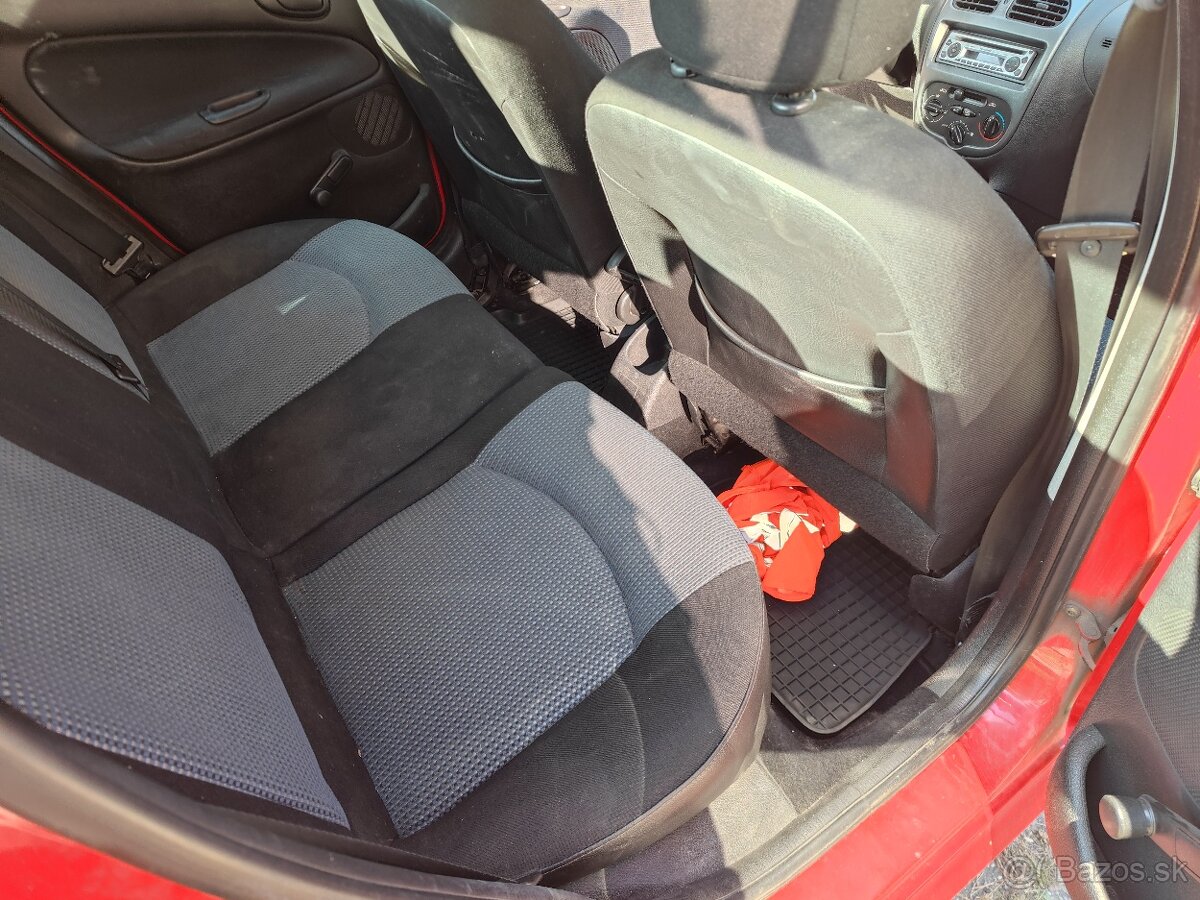 Peugeot 206, 1.1 benzin, 44 kw - 8