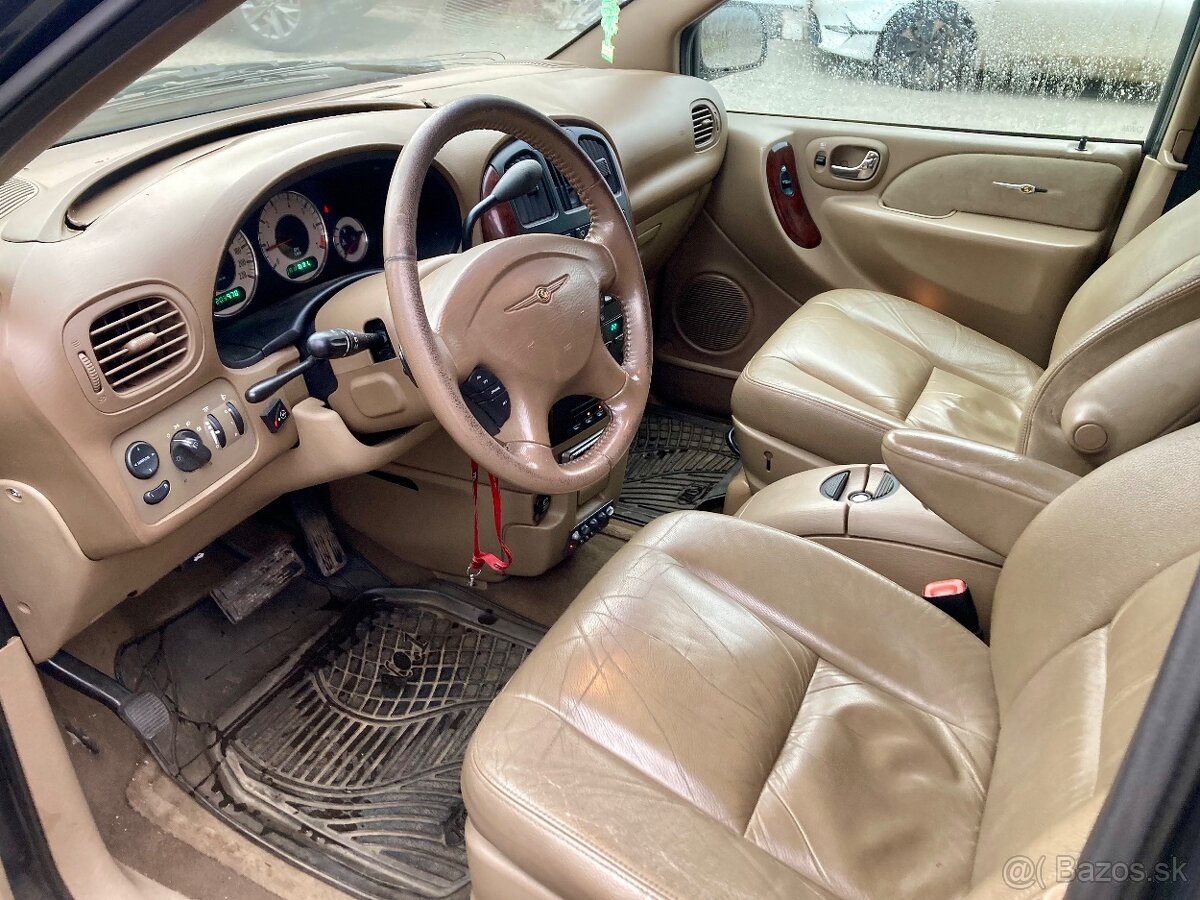 Chrysler grand voyager 3,3 benzin LPG 4x4 - 8