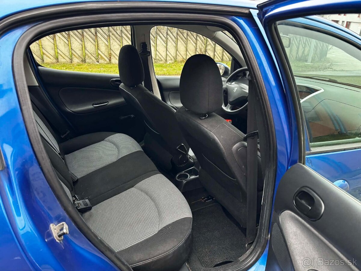 Peugeot 206+ 1.1 44kw - 8
