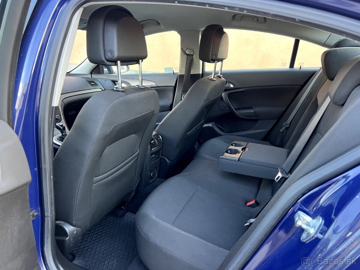 Opel Insignia 2.0 CDTI 130k Edition - 8