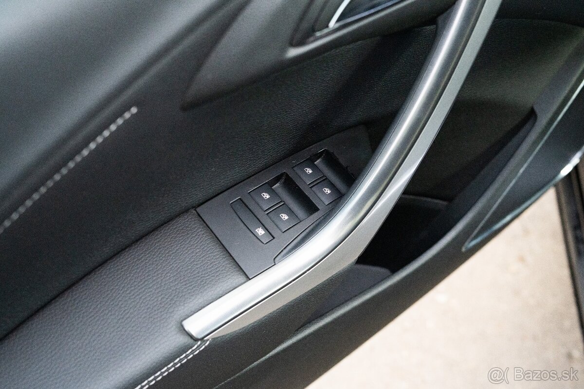 Opel Astra 1.4T 103kw M6, SR - 1.majitel - 8