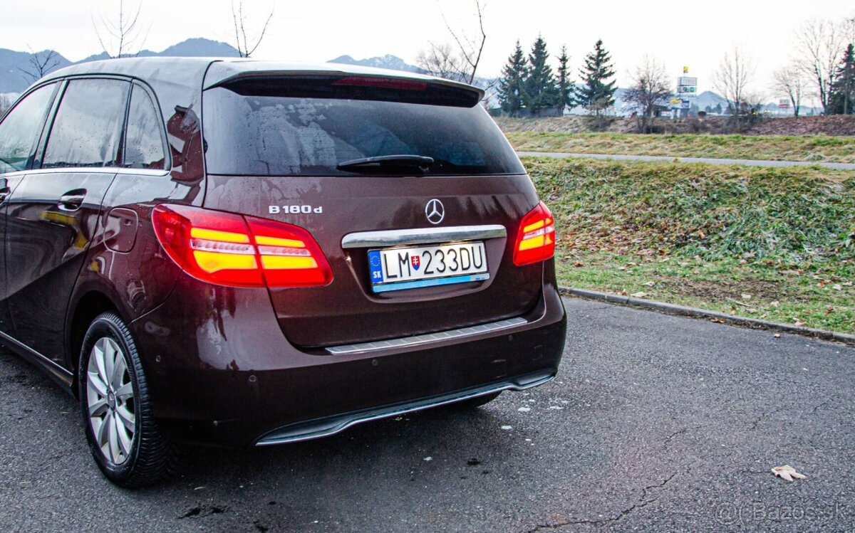Mercedes-Benz B trieda 180 d - 8