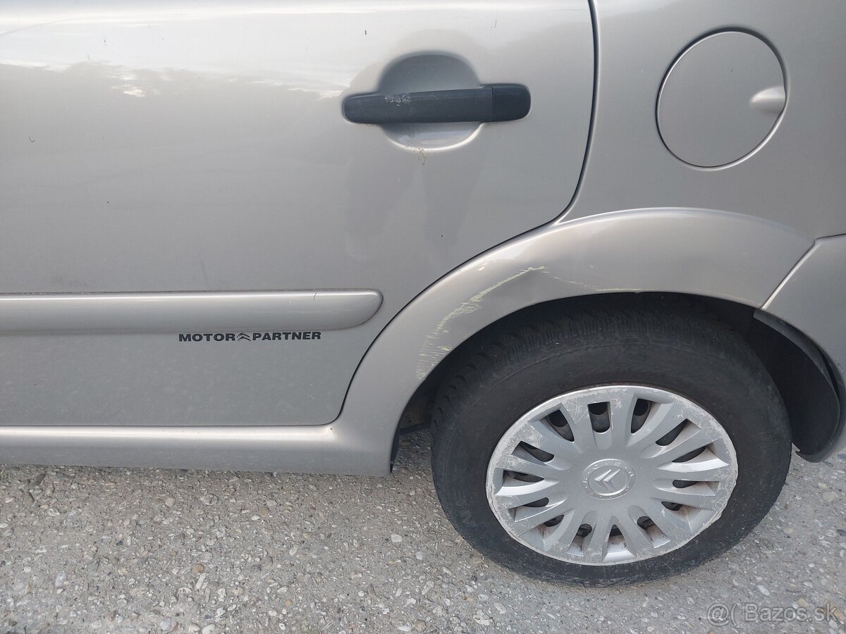 Citroën C3 r. 2009 54kW šedá metalíza - 8
