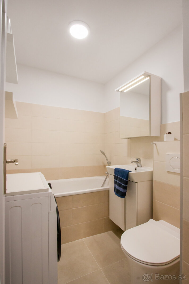 Na prenájom 1-izbový byt v centre Šamorína - 8